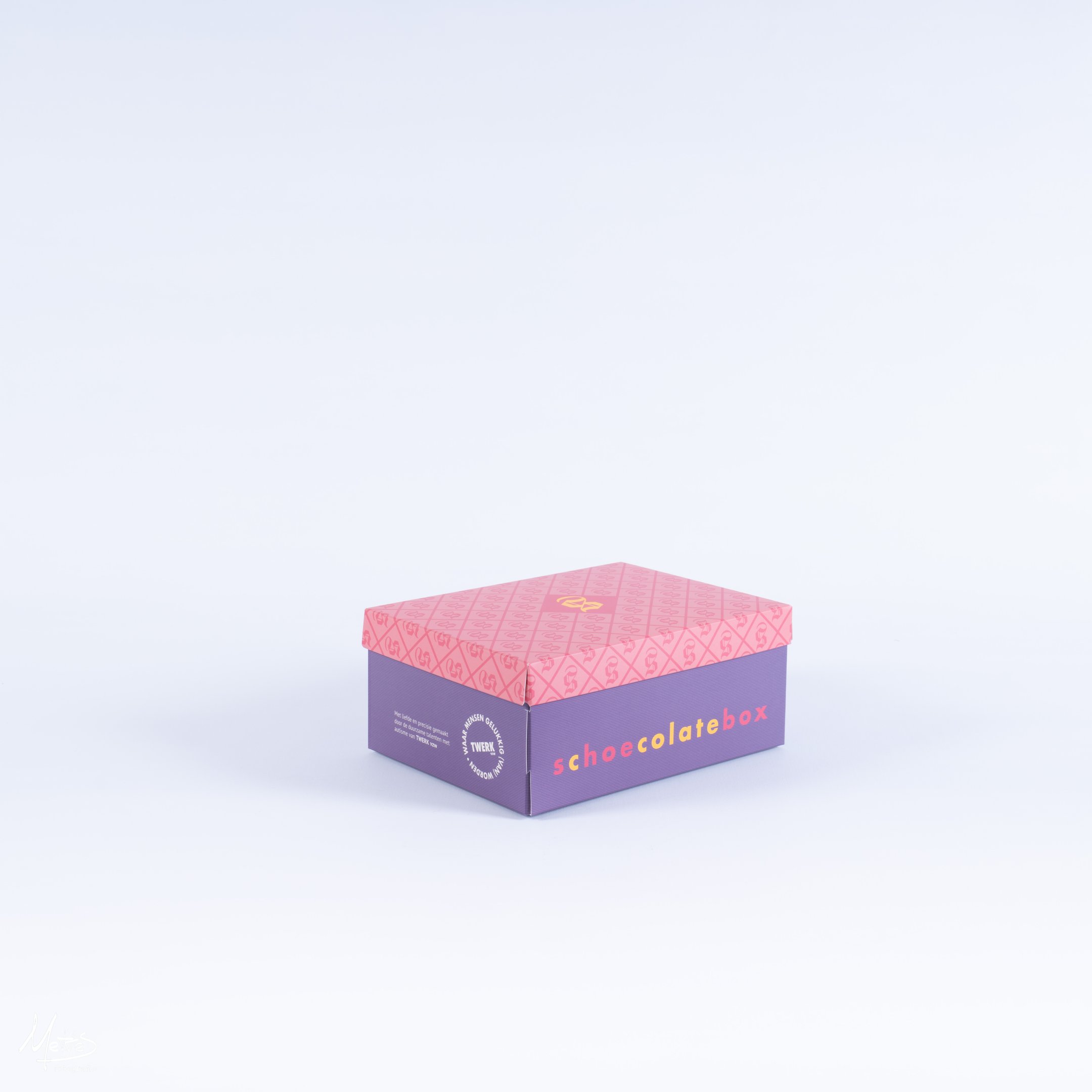 shoebox-l.jpg