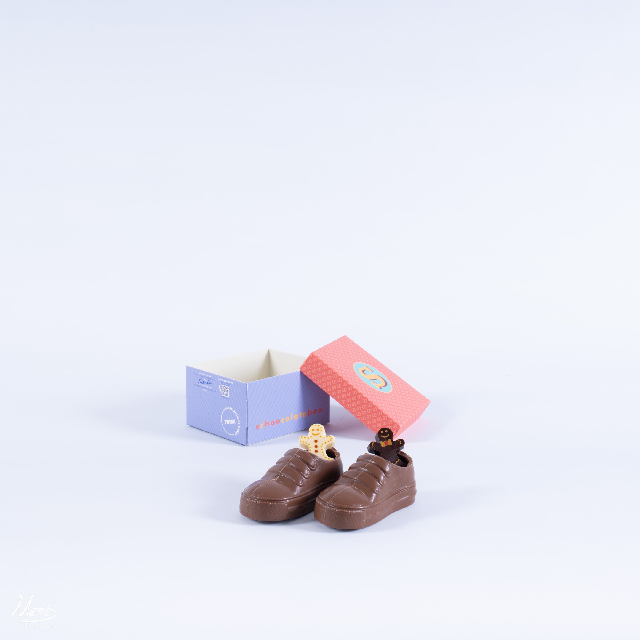 shoebox-m-2shoe-2twan-mmpw.jpg