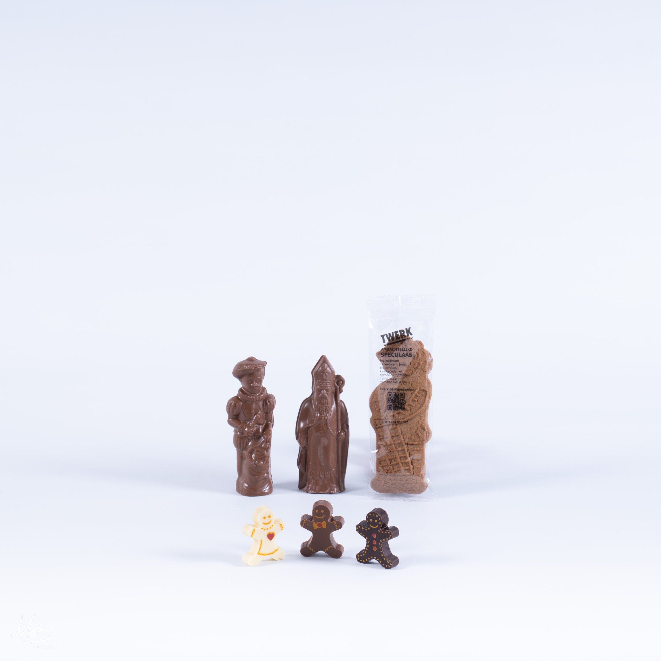 2fig-1spec-3twan-mm-mpw.jpg
